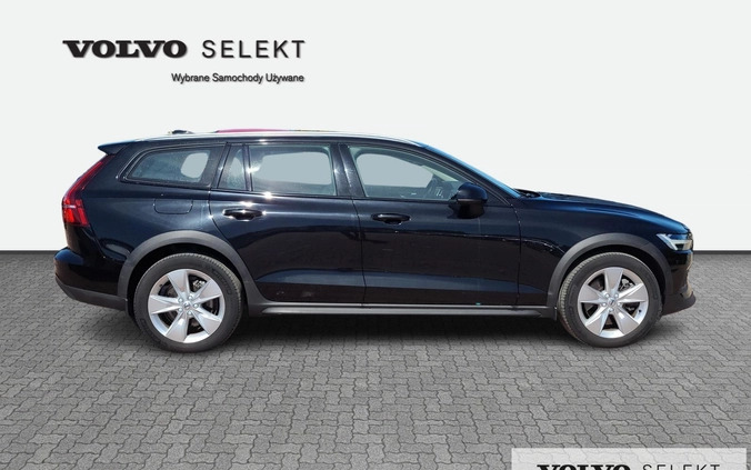 Volvo V60 Cross Country cena 179900 przebieg: 38000, rok produkcji 2021 z Szczekociny małe 497